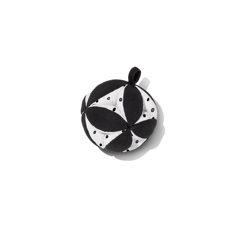 Organic Cotton High-Contrast Ball from The Play Gym