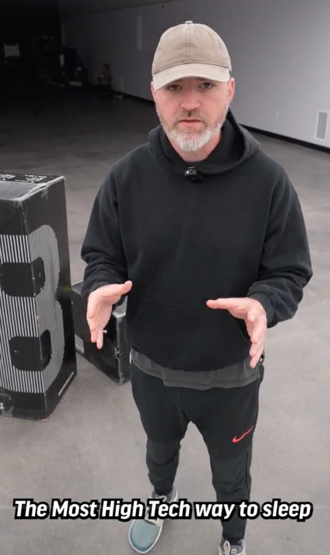 Unbox Therapy portrait